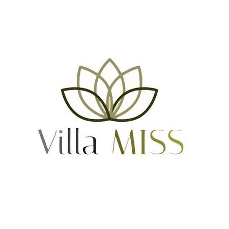 Villa Miss Bogatić Exteriör bild